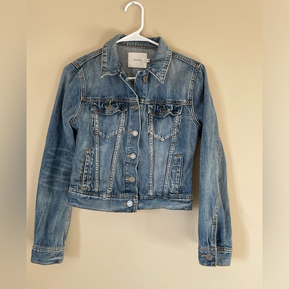 Talula Aritzia Light Blue Denim Jean Jacket NWOT SIZE SMALL - Picture 4 of 10